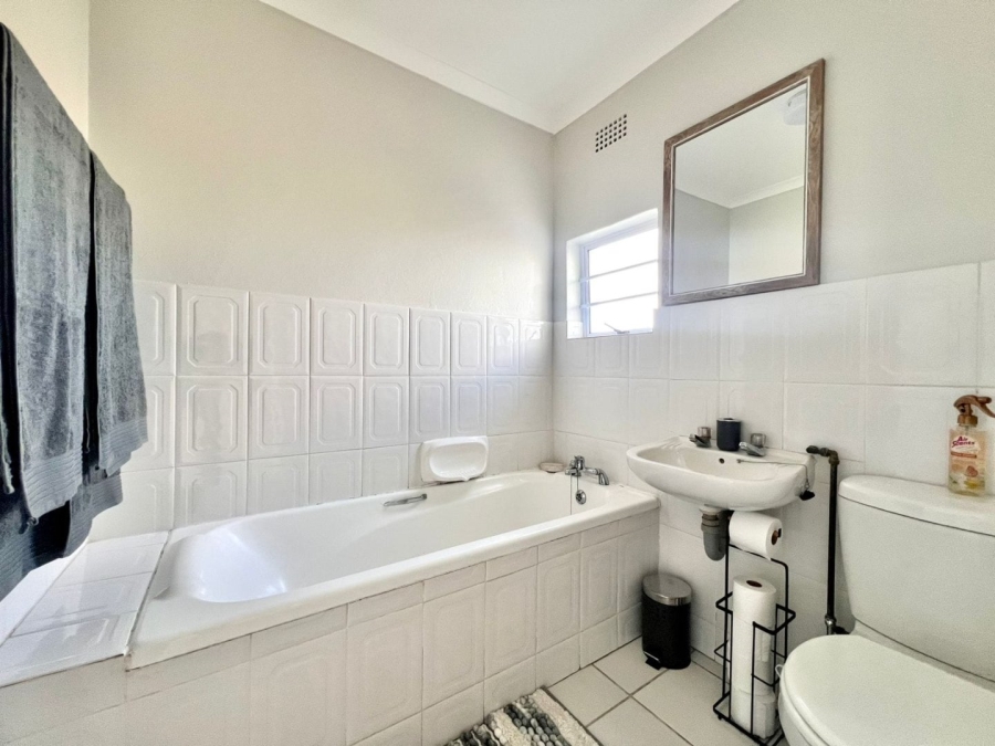 3 Bedroom Property for Sale in Marina Martinique Eastern Cape